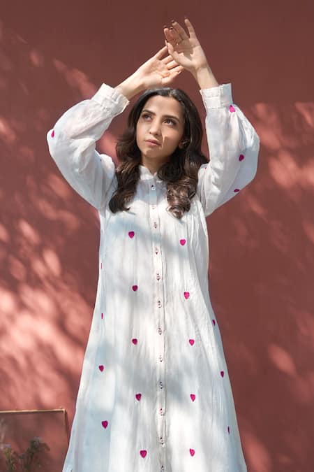 Shop_NAAZ BY NOOR_White Cotton, Organza, Chanderi Mandarin Collar Embroidered Kurta And Pant Set _Online_at_Aza_Fashions