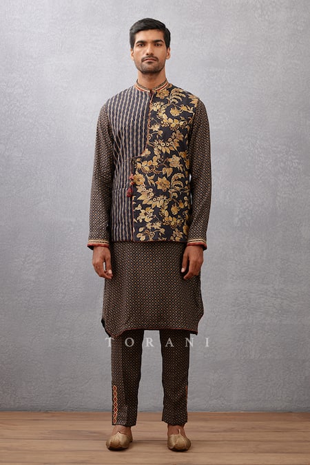 Torani Gulghast Rehan Printed Bundi & Kurta Set  