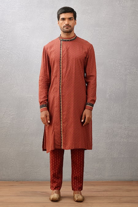 Shop_Torani_Black Slub Silk Floral Gulghast Zain Printed Bundi And Kurta Set  _Online_at_Aza_Fashions