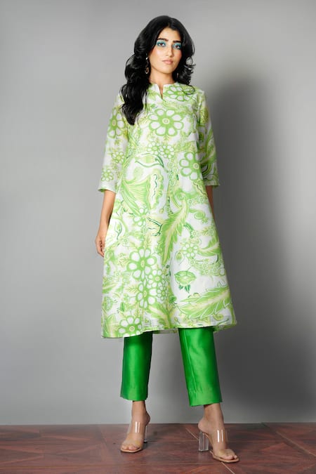 SAKSHAM & NEHARICKA Chanderi Printed Kurta 