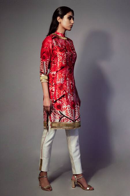 Saksham & Neharicka_Red Chanderi Floral, Sequin Round Printed Kurta _Online_at_Aza_Fashions
