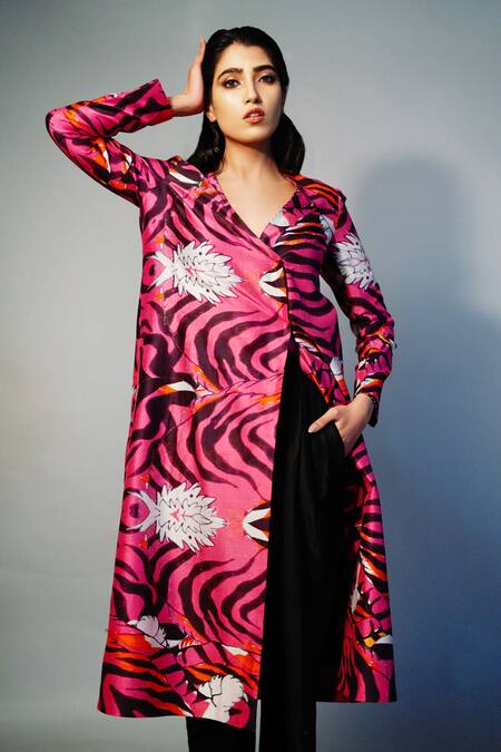 Shop_Saksham & Neharicka_Pink Chanderi Floral, Panther V Neck Printed Kurta_Online_at_Aza_Fashions