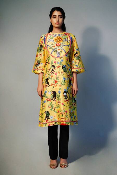 Buy Saksham & Neharicka Yellow Chanderi Floral Round Printed Kurta Online at Aza Fashions Buy_Saksham & Neharicka_Yellow Chanderi Floral Round Printed Kurta _Online_at_Aza_Fashions