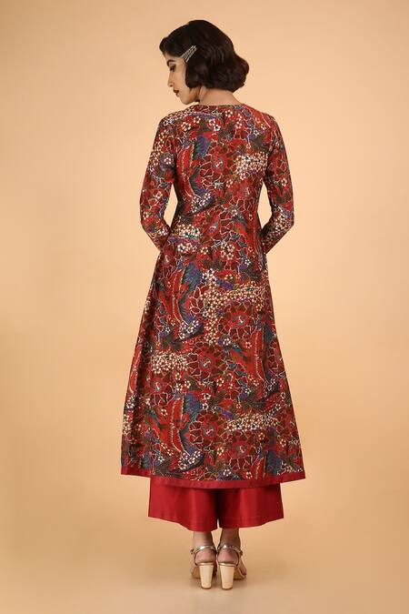 Shop_Saksham & Neharicka_Red Chanderi V Neck Kurta Set_at_Aza_Fashions