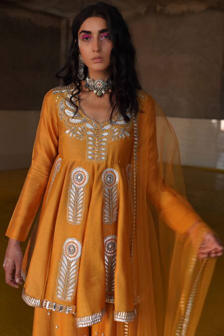 Shop_Saksham & Neharicka_Yellow Net, Chanderi Leaf Neck Embroidered Anarkali Set _Online_at_Aza_Fashions