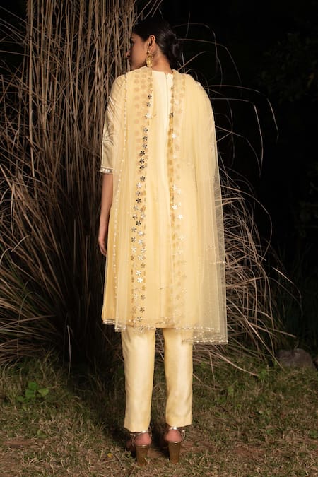 Saksham & Neharicka Chanderi Kurta Set 