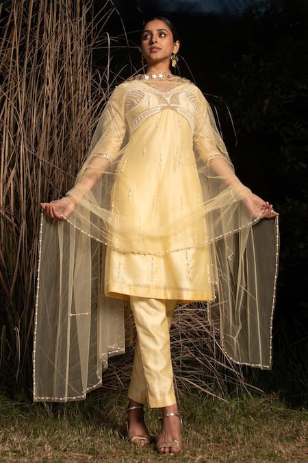 Buy_Saksham & Neharicka_Yellow Chanderi And Net Pearl, Sequin & Beads V Neck Kurta Set _Online_at_Aza_Fashions