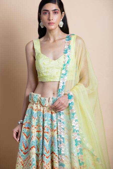 Buy Saksham & Neharicka Yellow Chanderi, Silk Organza V Neck Bridal Lehenga Set Online at Aza Fashions Buy_Saksham & Neharicka_Yellow Chanderi, Silk Organza V Neck Bridal Lehenga Set_Online_at_Aza_Fashions