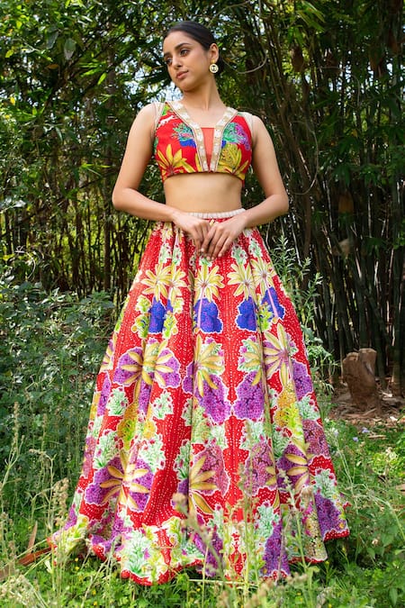 Buy_Saksham & Neharicka_Red Viscose Dupion And Organza Floral Print, Pearl & Beads V Neck Lehenga Set_Online_at_Aza_Fashions