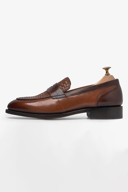 Buy_Whitemuds_Brown Abbey Woven Slip-on Loafers _Online_at_Aza_Fashions