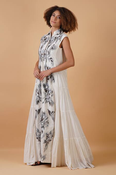 Samant Chauhan_Ivory Silk And  Lining Embroidery Spread Collar Tiered Gown _Online_at_Aza_Fashions