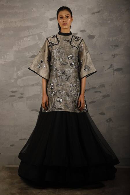 Samant Chauhan_Black Cotton Silk Embroidery Floral Round High Neck Kaftan _Online_at_Aza_Fashions