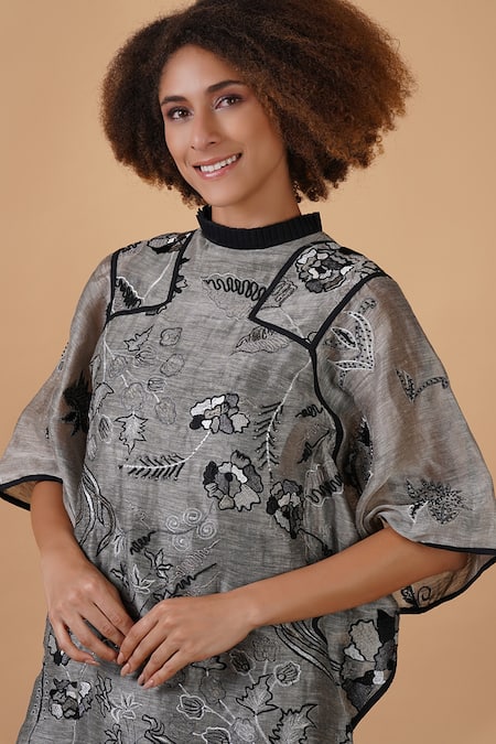 Buy_Samant Chauhan_Black Cotton Silk Embroidery Floral Round High Neck Kaftan _Online_at_Aza_Fashions