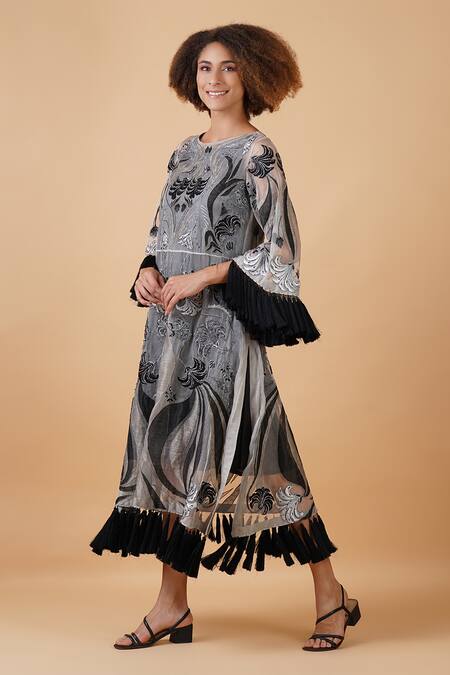 Buy_Samant Chauhan_Black Cotton Silk Embroidery Floral Round Dress _Online_at_Aza_Fashions