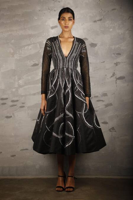 Samant Chauhan_Black Cotton Silk Embroidery Zari Plunge V Neck Dress _Online_at_Aza_Fashions