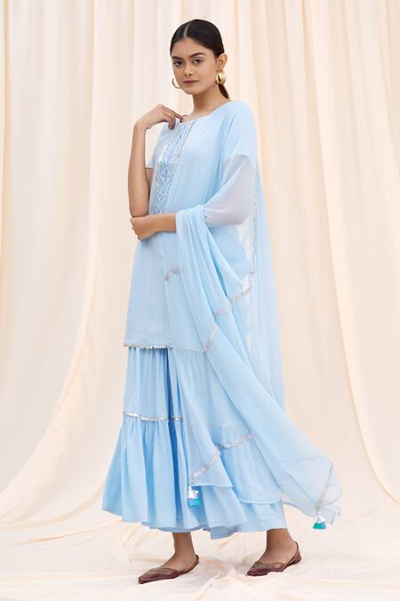 Buy Naintara Bajaj Blue Embroidered Kurta Set Online at Aza Fashions Buy_Naintara Bajaj_Blue Embroidered Kurta Set _Online_at_Aza_Fashions