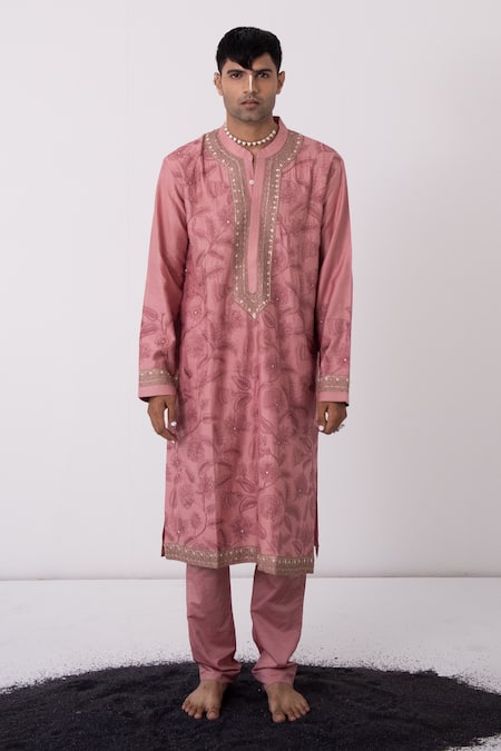 Wabi Sabi By Anshum-Ritesh Chanderi Embroidered Kurta Set 