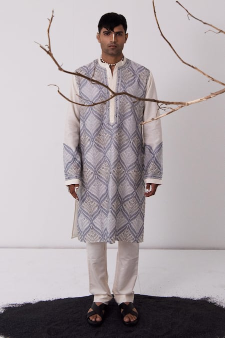 Wabi Sabi By Anshum-Ritesh Leaf Embroidered Kurta Set 