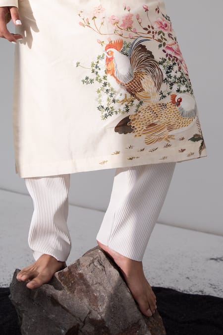 Buy_Wabi Sabi By Anshum-Ritesh_Ivory Chanderi Rooster Call Hand Painted Kurta Set _Online_at_Aza_Fashions