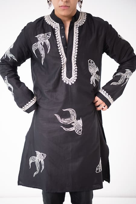 Buy_Wabi Sabi By Anshum-Ritesh_Black Chanderi Cutdana, Sequin, Aari, Bead, Fishy Fin Embroidered Kurta Set _Online_at_Aza_Fashions