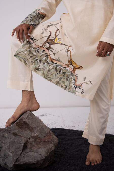 Buy_Wabi Sabi By Anshum-Ritesh_Ivory Chanderi Monkey Menance Hand Painted Kurta Set _Online_at_Aza_Fashions