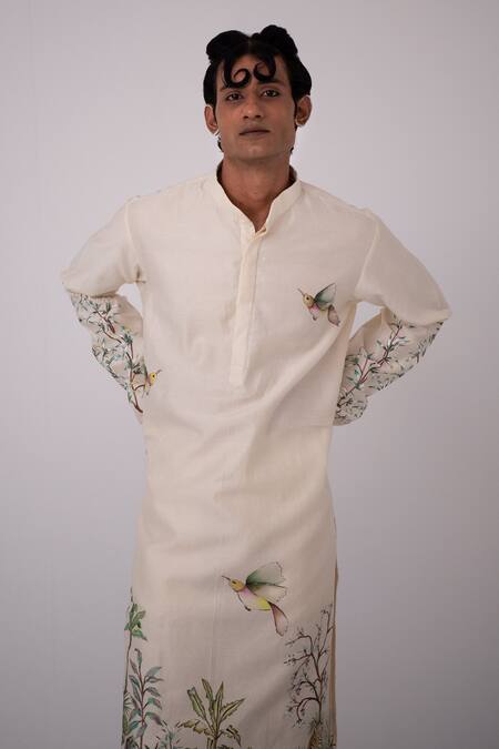 Buy_Wabi Sabi By Anshum-Ritesh_Ivory Chanderi Bengal Tiger Hand Painted Kurta Set _Online_at_Aza_Fashions