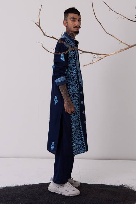 Wabi Sabi By Anshum-Ritesh_Blue Chanderi Cutdana, Floral, Sequin, Aari, Bead Embroidered Kurta Set _Online_at_Aza_Fashions