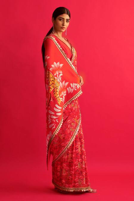 Saksham & Neharicka Red Handwoven Chanderi Saree Online at Aza Fashions Saksham & Neharicka_Red Handwoven Chanderi Saree _Online_at_Aza_Fashions