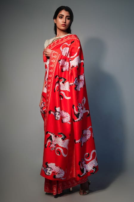 Saksham & Neharicka_Red Saree Chanderi Blouse Lurex Floral, Tiger Printed_Online_at_Aza_Fashions