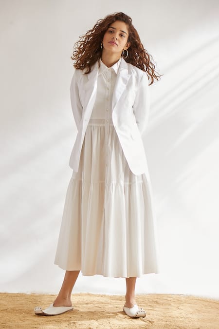 Shop_House Of Three_White Cotton Linen Notched Lapel Blazer _Online_at_Aza_Fashions