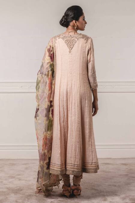 Shop Tarun Tahiliani Gold Silk, Tissue Chanderi V Neck Anarkali Set at Aza Fashions Shop_Tarun Tahiliani_Gold Silk, Tissue Chanderi V Neck Anarkali Set_at_Aza_Fashions