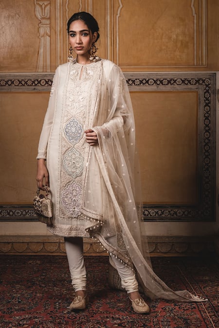 Tarun Tahiliani White Georgette Round Embroidered Kurta Set 