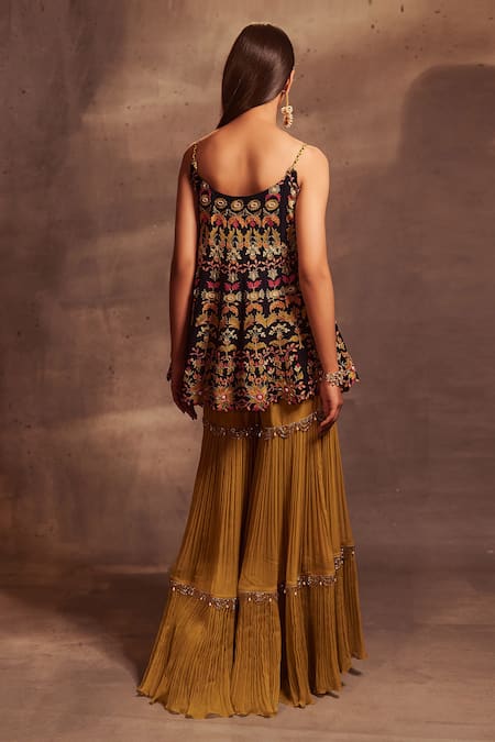 Shop Aman Takyar Black Georgette Sweetheart Neck Embroidered Kurta And Sharara at Aza Fashions Shop_Aman Takyar_Black Georgette Sweetheart Neck Embroidered Kurta And Sharara _at_Aza_Fashions