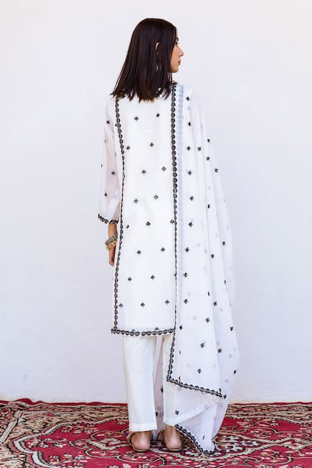 Gulabo Jaipur Jhalak Floral Embroidered Kurta Pant Set 