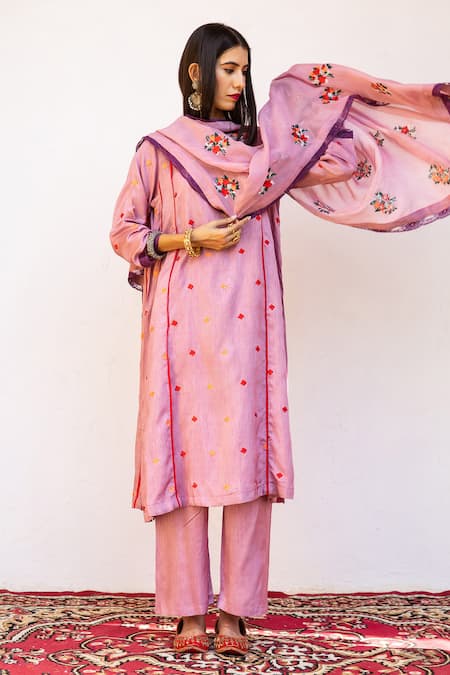 Buy_Gulabo Jaipur_Purple Dupatta Organza, Kurta And Pant Raw Silk Floral Amaira Embroidered Set _Online_at_Aza_Fashions