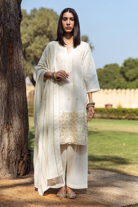 Buy Gulabo Jaipur Off White Dupatta Doriya, Kurta And Pant Cotton Floral Kiara Cutwork Set Online at Aza Fashions Buy_Gulabo Jaipur_Off White Dupatta Doriya, Kurta And Pant Cotton Floral Kiara Cutwork Set_Online_at_Aza_Fashions