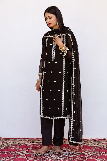 Buy_Gulabo Jaipur_Black Kurta And Dupatta Georgette, Pant Cotton Floral Jhalak Embroidered Set _Online_at_Aza_Fashions