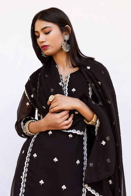 Shop_Gulabo Jaipur_Black Kurta And Dupatta Georgette, Pant Cotton Floral Jhalak Embroidered Set _Online_at_Aza_Fashions
