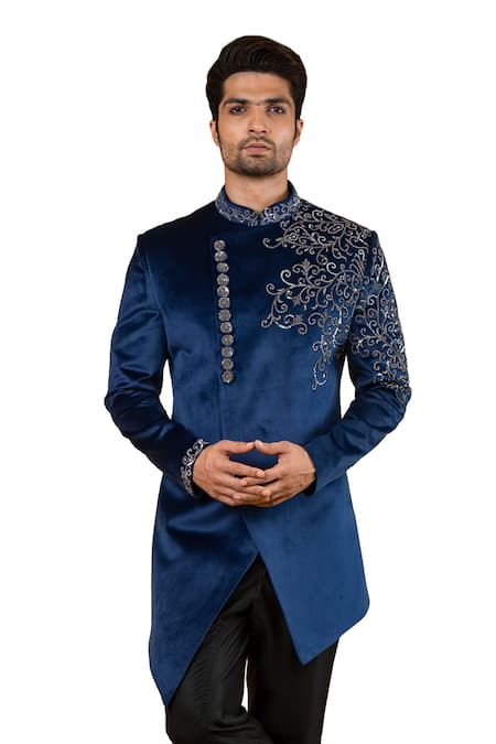 YAJY by Aditya Jain Embroidered Sherwani 