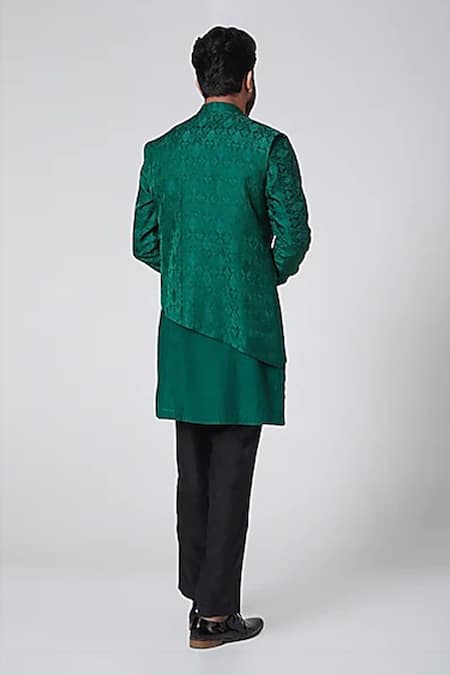Shop Yajy By Aditya Jain Green Silk, Italian Suiting Embroidered Bundi And Kurta Set at Aza Fashions Shop_Yajy By Aditya Jain_Green Silk, Italian Suiting Embroidered Bundi And Kurta Set _at_Aza_Fashions