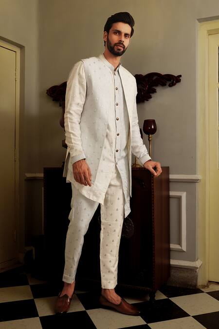 Yajy By Aditya Jain Blue Silk Floral Kirtti Bundi And Kurta Set Online at Aza Fashions Yajy By Aditya Jain_Blue Silk Floral Kirtti Bundi And Kurta Set _Online_at_Aza_Fashions