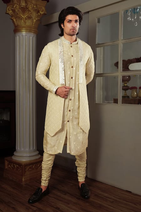 YAJY by Aditya Jain Yuga Silk Bundi & Kurta Set 
