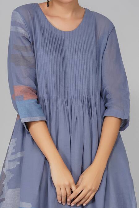 Yavi Blue Cotton Jamdani Round Tunic at Aza Fashions Yavi_Blue Cotton Jamdani Round Tunic _at_Aza_Fashions