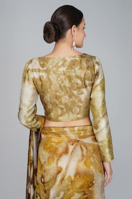 Shop Yavi Multi Color Banarasi Brocade Straight Blouse at Aza Fashions Shop_Yavi_Multi Color Banarasi Brocade Straight Blouse _at_Aza_Fashions