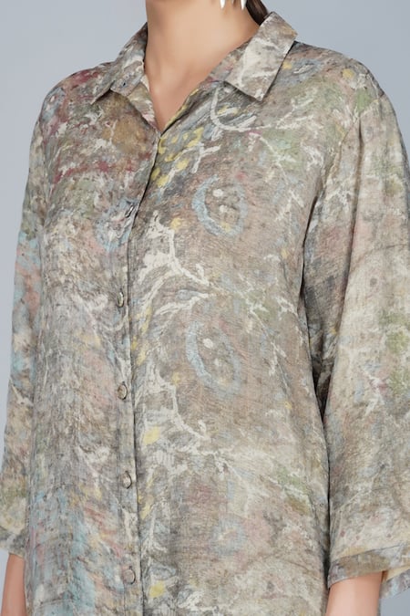 Yavi_Silver Handwoven Cotton Zari Shirt Collar Tunic _at_Aza_Fashions