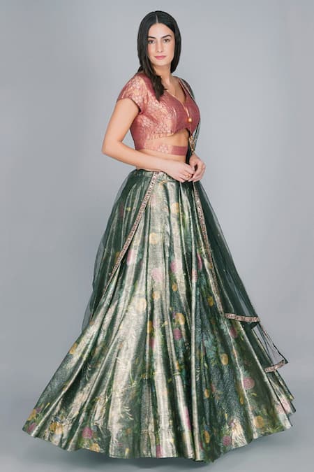 Yavi Floral Motif Lehenga Skirt 