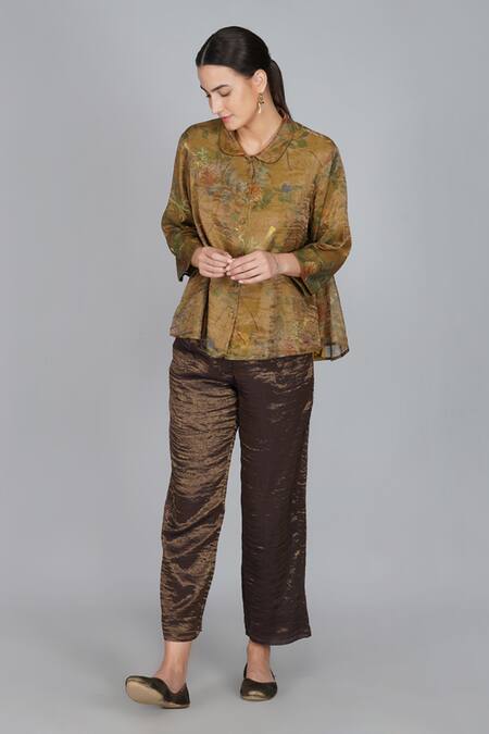 Yavi_Gold Handwoven Zari Shirt Collar Floral Motif_Online_at_Aza_Fashions