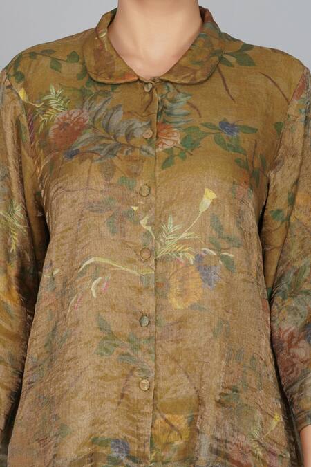 Shop_Yavi_Gold Handwoven Zari Shirt Collar Floral Motif_Online_at_Aza_Fashions