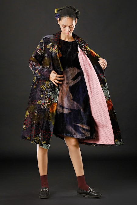 Buy_Yavi_Blue 100% Silk Velvet Tropical Open Ori Print Jacket _Online_at_Aza_Fashions