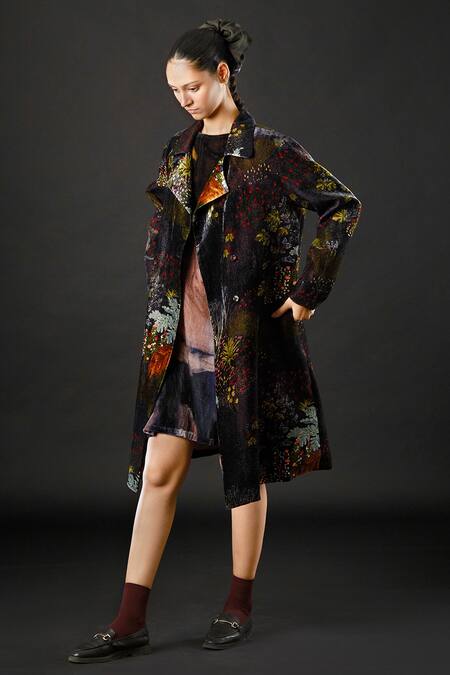Shop_Yavi_Blue 100% Silk Velvet Tropical Open Ori Print Jacket _Online_at_Aza_Fashions